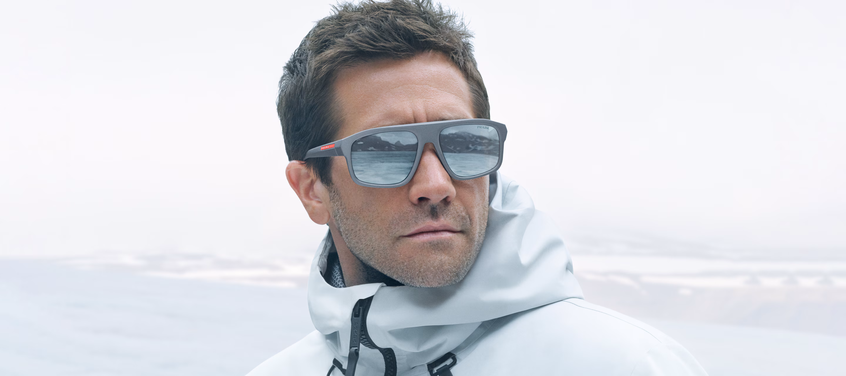 Prada Eyewear koleksiyonu - modern Milano tasarımı güneş gözlüğü ve optik çerçeveler UNIQ Optik Nişantaşı