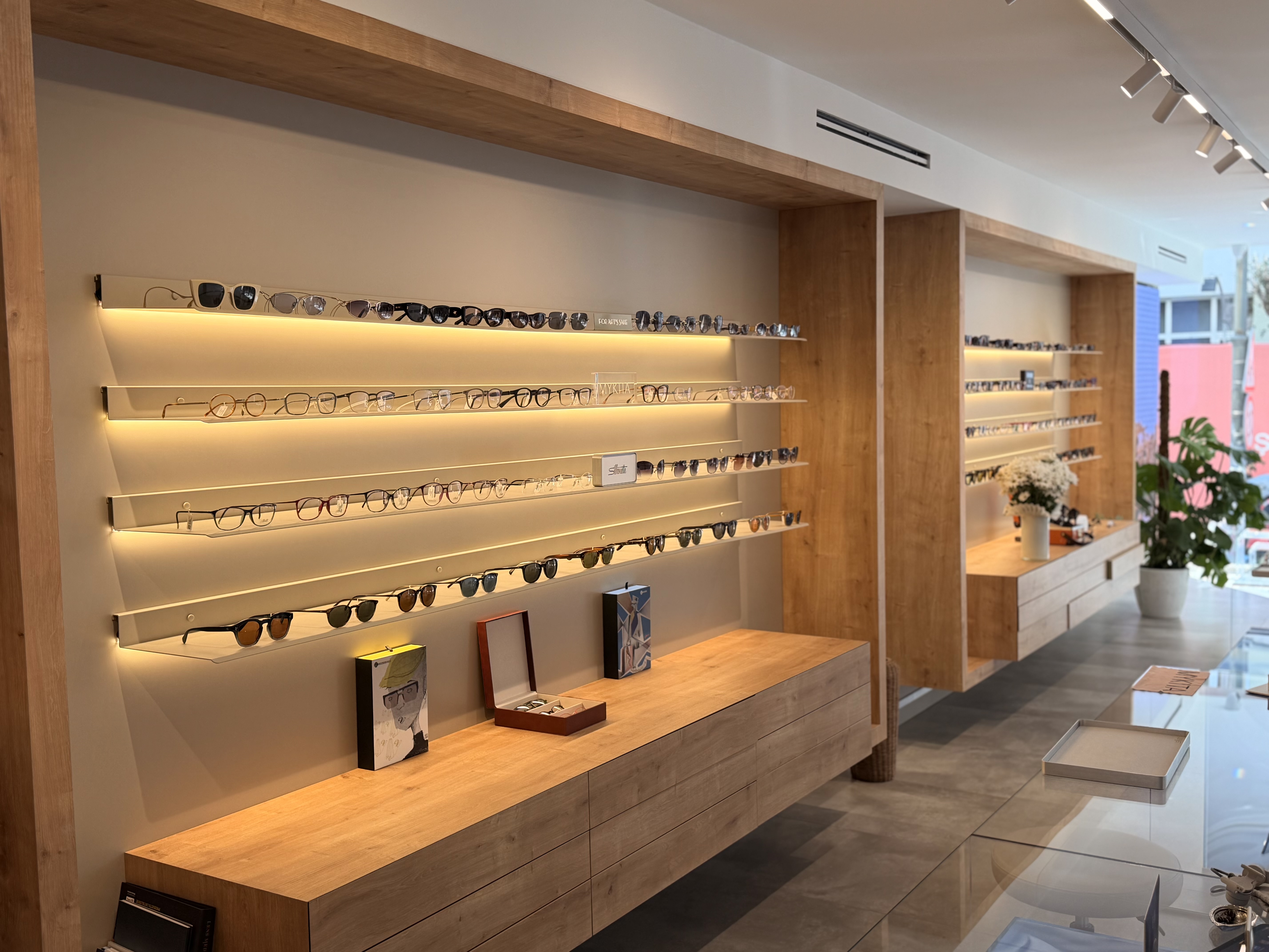 UNIQ Optik kontakt lens çeşitleri - günlük, aylık ve renkli lensler